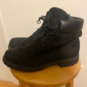 Timberland Men Black Boot Size 10.5M